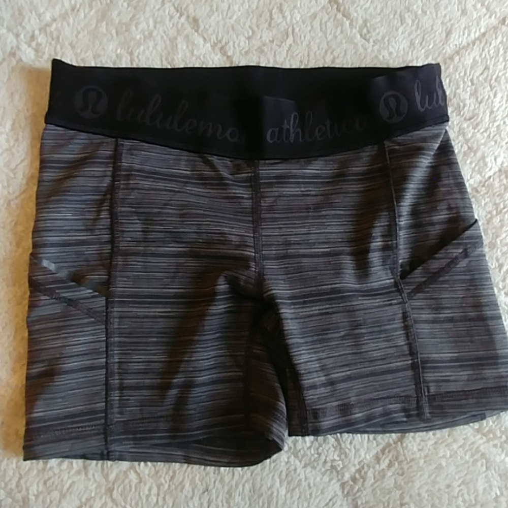 Lululemon What the Sport Shorts Size 6
